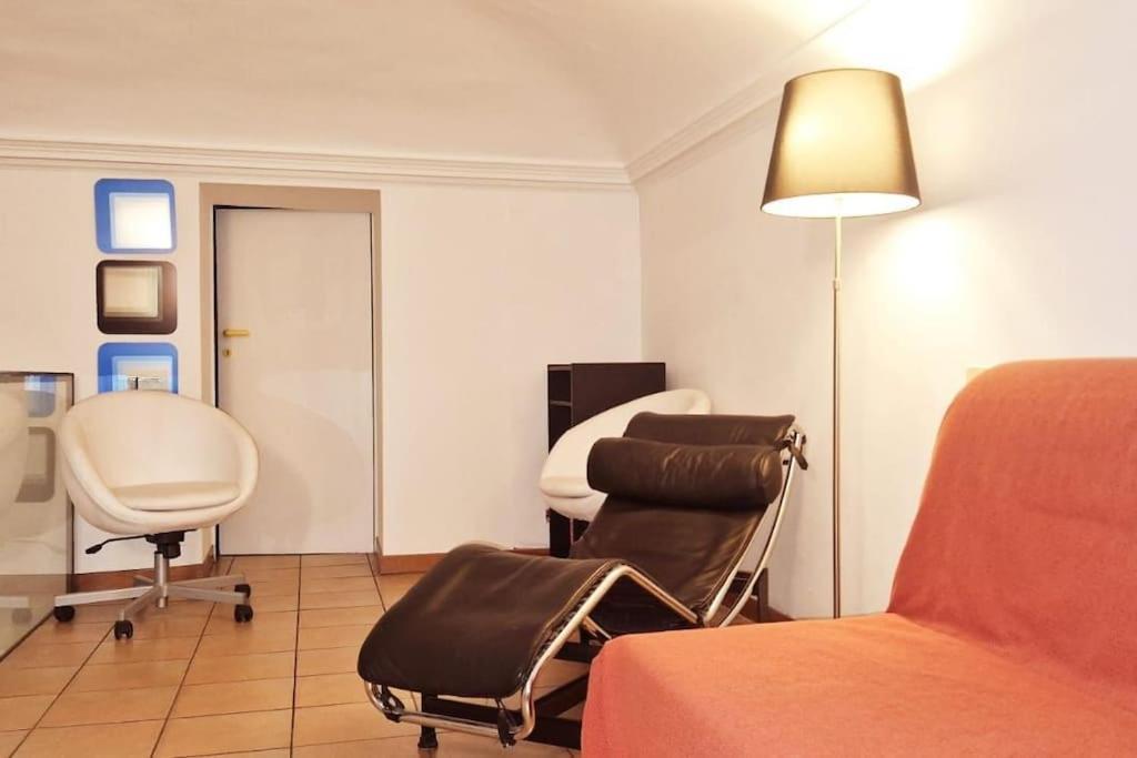 The Book Nook - Nei Pressi Della Stazione Di P.nuova Apartment Turin