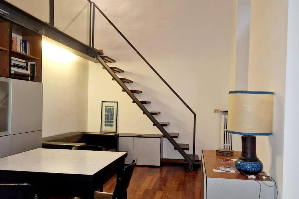 Apartment The Book Nook - Nei Pressi Della Stazione Di P.nuova